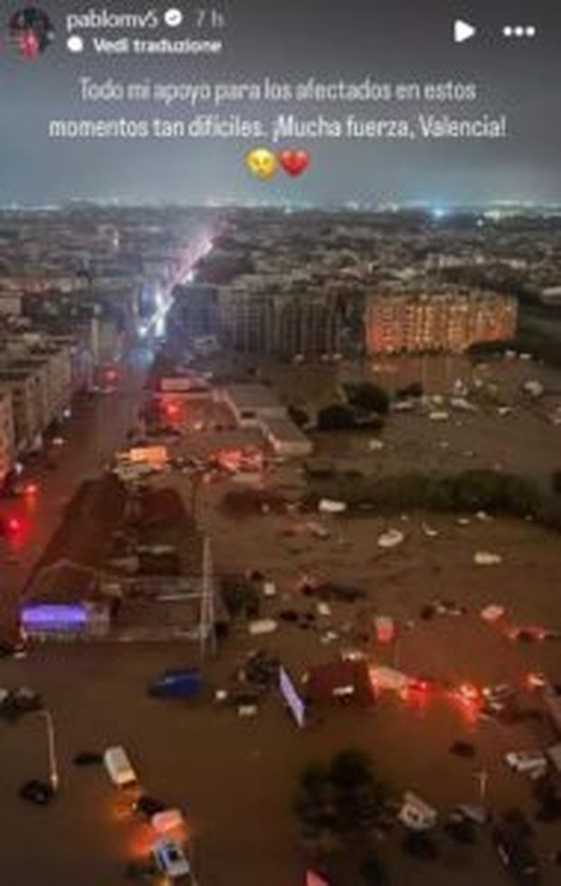 Pablo Marì omaggia Valencia, colpita dall'alluvione Verso Monza-Milan: Pablo Marì col lutto al braccio per l’alluvione a Valencia- immagine 2