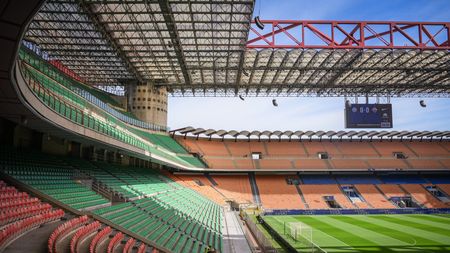 MILAN, ITALY - SEPTEMBER 03: General view inside the stadium before the Serie A TIM match between FC Internazionale and ACF Fiorentina at Stadio Giuseppe Meazza on September 03, 2023 in Milan, Italy. (Photo by Mattia Pistoia - Inter/Inter via Getty Images)