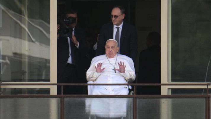 Coni: “Siano sospese le gare sabato, nel giorno del funerale del Papa” - immagine 1