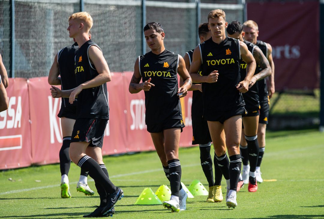 Roma, l’allenamento a tre giorni dall’esordio con la Salernitana – FOTO GALLERY - immagine 17