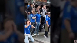 Italia-Albania, i tifosi albanesi spezzano gli spaghetti | VIDEO