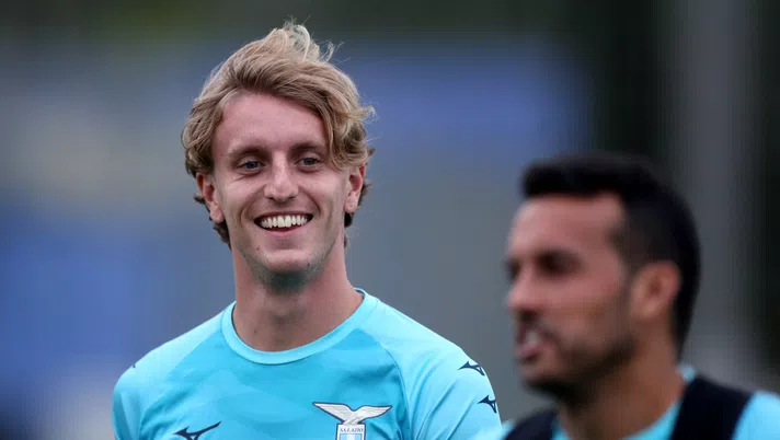 Nicolò Rovella, centrocampista della Lazio (getty images)