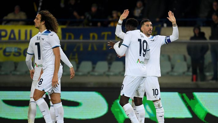 VERONA, ITALY - JANUARY 19: Mattia Zaccagni of SS Lazio celebrates the third goal during the Serie match between Verona and Lazio at Stadio Marcantonio Bentegodi on January 19, 2025 in Verona, Italy. (Photo by Marco Rosi - SS Lazio/Getty Images)  Zaccagni: “Ho sempre grande rispetto per questa tifoseria” - immagine 1