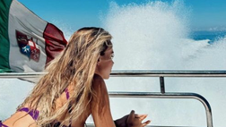 Estate italiana per Diletta e Karius. La Leotta scatena i social col suo lato B perfetto