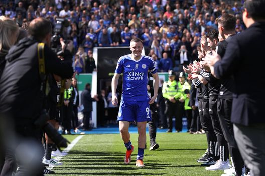 Leicester, Vardy prolunga il contratto dopo la promozione in Premier- immagine 3