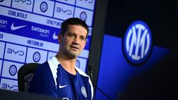 Chivu: “Vi spiego la scelta di non fare ritiro. Ultimi derby? Il calcio è talmente bastardo…”