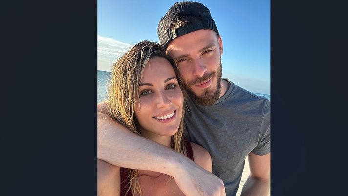 De Gea rifiuta un contratto faraonico dell’Al Nassr: il motivo? La moglie  De Gea rifiuta un contratto faraonico dell’Al Nassr: il motivo? La moglie - immagine 1