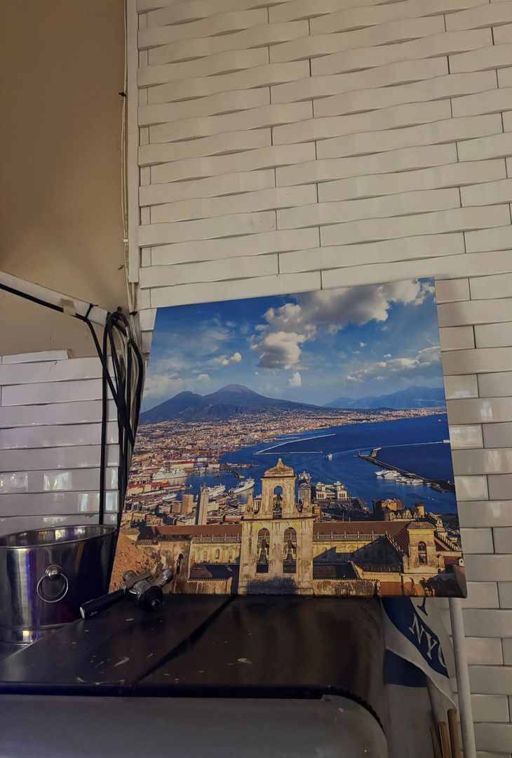 Napoli nel mondo, anche in un bar di New York si tifa azzurro! – LA GALLERY - immagine 3