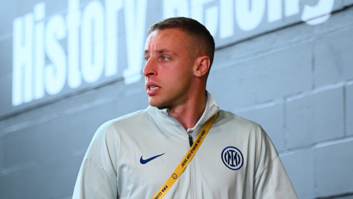 SEATTLE, WASHINGTON - JUNE 21: Davide Frattesi of FC Internazionale arrives at the stadium prior to the FIFA Club World Cup 2025 group E match between FC Internazionale Milano and Urawa Red Diamonds at Lumen Field on June 21, 2025 in Seattle, Washington. (Photo by Mattia Pistoia - Inter/Inter via Getty Images) Frattesi, piccola operazione e le ultime sul futuro: rinnovo, Napoli e no allo scambio con l’Atletico - immagine 1
