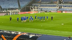 Lazio-Viktoria Plzen, riscaldamento in corso per la squadra di Koubek – VIDEO