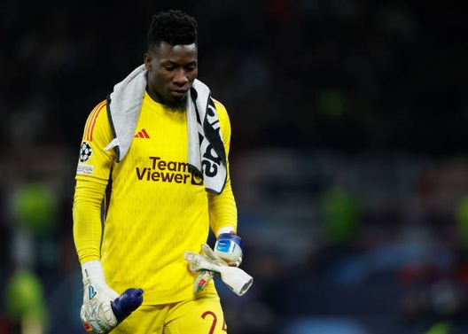 Onana, portiere del Manchester United