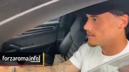 Trigoria, l’arrivo dell’idolo Svilar: l’ondata d’affetto per il portiere