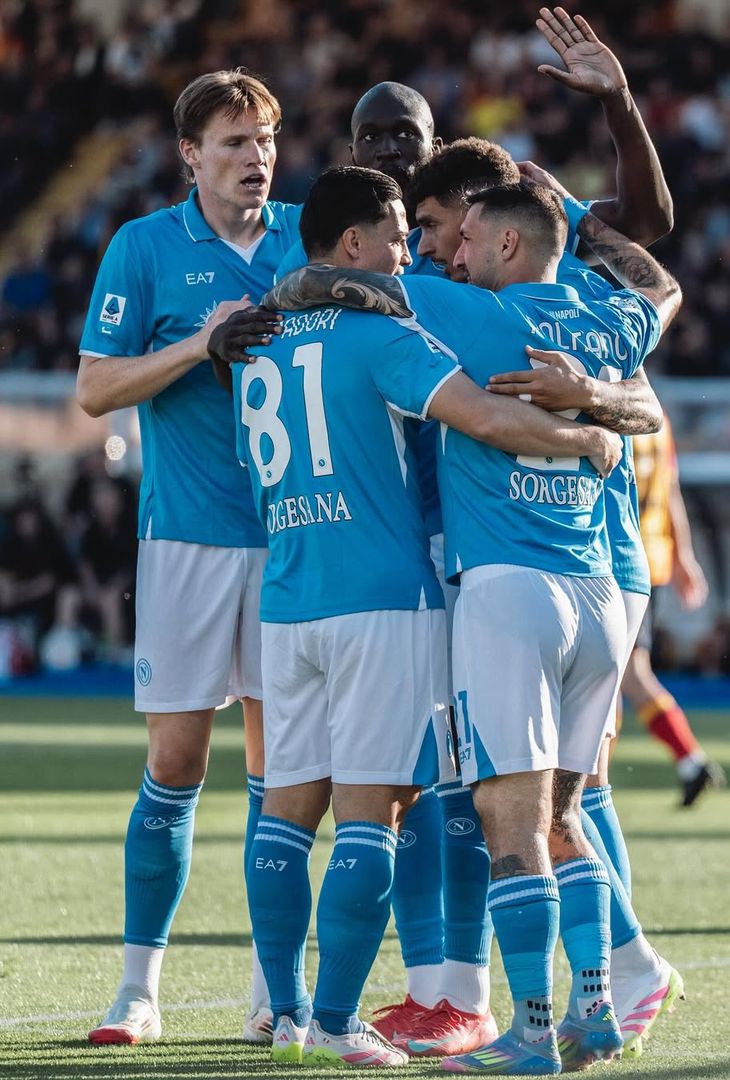 GALLERY “Abbracciame cchiù forte”: Raspadori rivive le emozioni di Lecce-Napoli - immagine 4