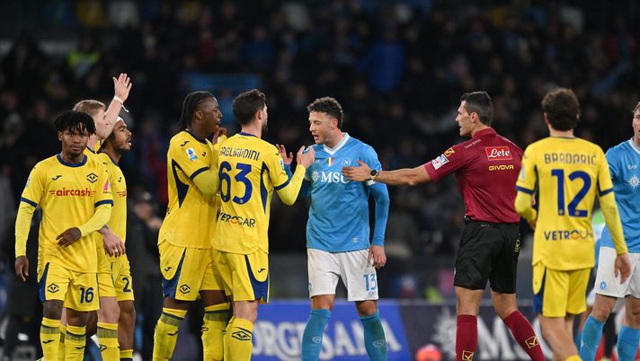 Serie A, il Napoli inciampa col Verona: finisce 2-2 al Maradona. Bologna-Atalanta 0-2 - immagine 1
