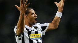 Brasile, Felipe Melo faccia a faccia con un tifoso. Il video diventa virale