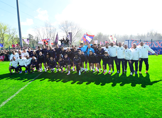 FOTO – L’adunata dei tifosi a Casteldebole- immagine 8