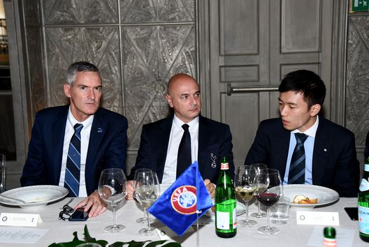 Tottenham shock: ufficiali le dimissioni del presidente Levy dopo 25 anni- immagine 2