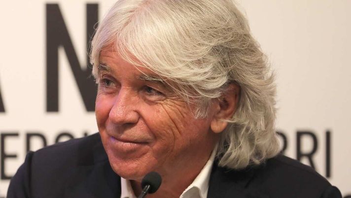 Ivan Zazzaroni commenta l'episodio di Pavlovic durante Milan-Lazio | AC Milan News (Foto Getty Images) Milan-Lazio, Zazzaroni: 'Collu compie un autentico disastro arbitrale'