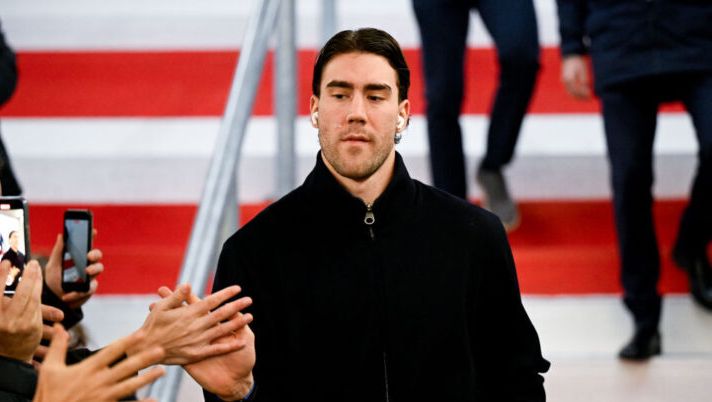 MONZA, ITALY - DECEMBER 22: Dusan Vlahovic of Juventus during the Serie A match between Monza and Juventus at U-Power Stadium on December 22, 2024 in Monza, Italy. (Photo by Daniele Badolato - Juventus FC/Juventus FC via Getty Images) Juve e Bologna, le formazioni ufficiali: la scelta su Nico, Castro, Orsolini, Vlahovic e K. Thuram - immagine 1