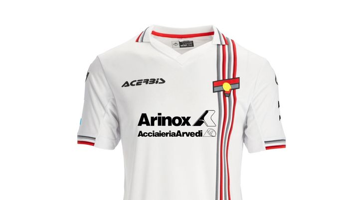 maglia-away-cremonese-2025-2026-scrigno-dei-tesori-cremona-storia-musica