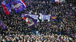 FOTO – Gli striscioni: “La pazienza sta per finire”, “Vergogna di questa città”