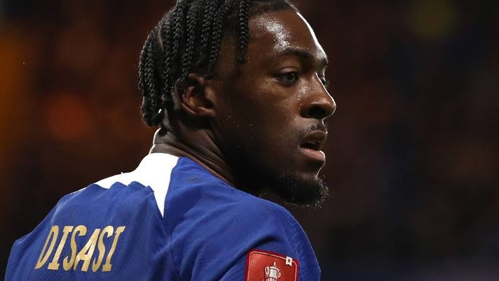 Axel Disasi (difensore del Chelsea), possibile obiettivo del calciomercato rossonero | AC Milan News (Getty Images) Calciomercato, decisione del Milan presa su Disasi. L'annuncio di Moretto