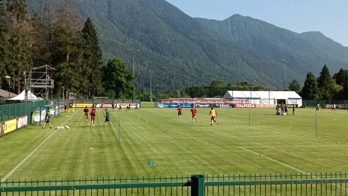 Torino, il primo allenamento a Pinzolo: bel clima e oltre 200 tifosi - immagine 1