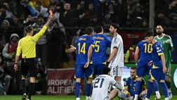 Bosnia-Italia 0-1: espulsione per Bastoni al 41° minuto, azzurri in 10 uomini