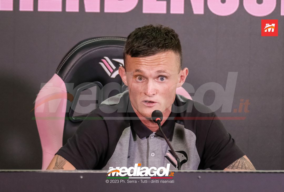 FOTO PALERMO, Liam Henderson presentato in conferenza stampa (GALLERY) - immagine 28