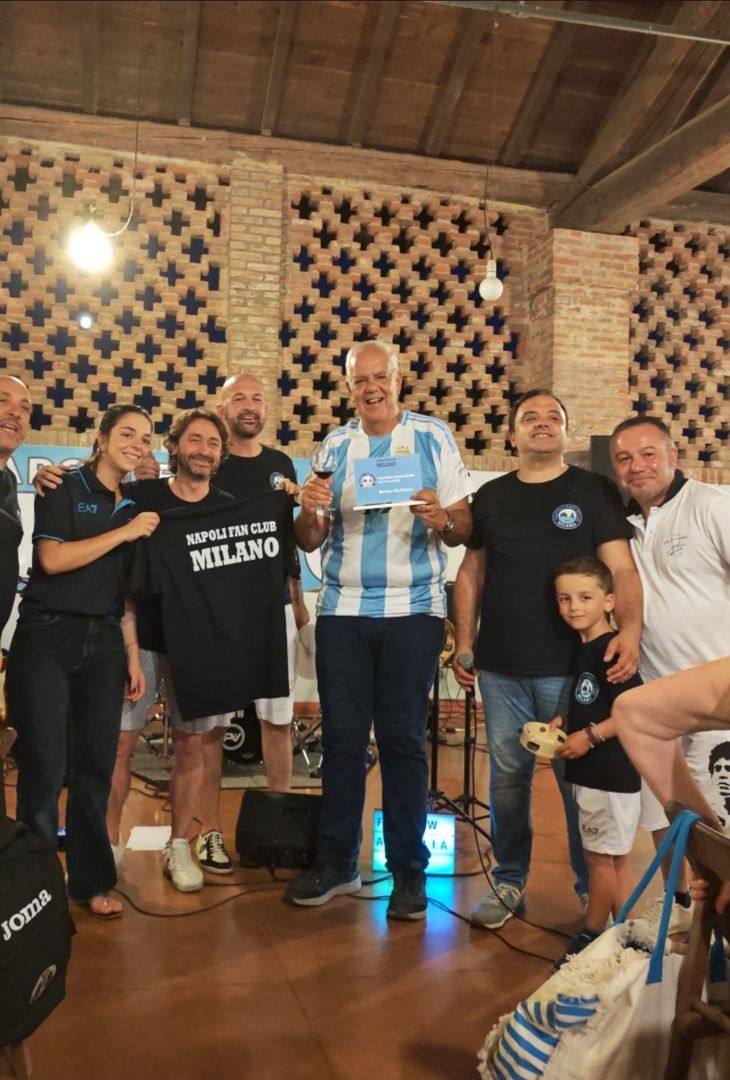 Festa di fine anno per il Napoli Fan Club Milano: presenti tre ospiti speciali! – LE FOTO - immagine 13