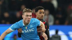 Panucci critico su De Winter: “Se vuoi giocare nel Milan non puoi marcare Hojlund in quel modo”