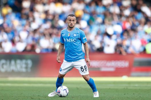 Napoli, sempre più emergenza a centrocampo: si ferma di nuovo Lobotka- immagine 2