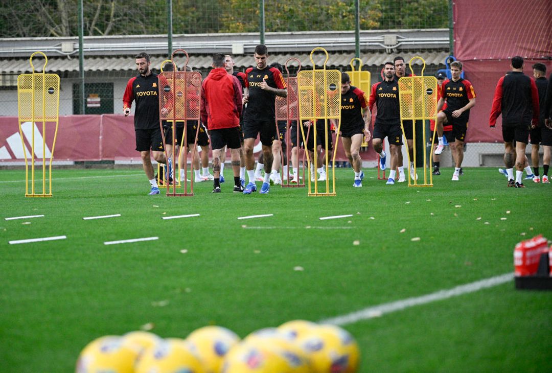 Trigoria, rifinitura prima di Roma-Monza: in gruppo Smalling – FOTO GALLERY - immagine 8