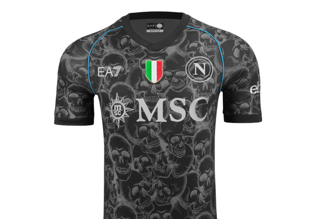 GALLERY Tutta la bellezza della maglia Halloween Edition: ecco i migliori scatti - immagine 1