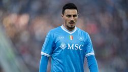 Elmas raggiunge quota 200 presenze con il Napoli: premiato ad inizio gara – LA FOTO