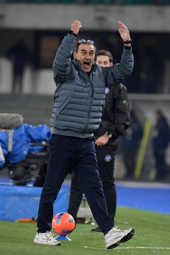 La festa di Sarri dopo la vittoria dei biancocelesti in Verona-Lazio (Foto di Marco Rosi - SS Lazio/Getty Images) I top e i flop della 20a giornata di Serie A: Doveri di autorità, Conte esagera- immagine 3