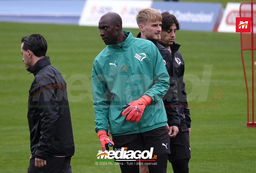 FOTO Ritiro Palermo, il primo allenamento di Gomis in rosanero (Gallery) - immagine 3