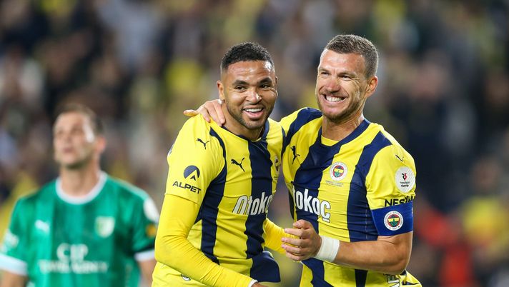 Dzeko ed En-Nesyri lanciano il Fenerbahce, piegato 3-1 il Basaksehir di Piatek - immagine 1