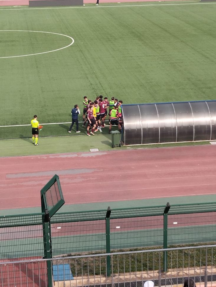 L'esultanza degli amaranto dopo il 2-1 di Nunziata FINALE Primavera 2, Napoli-Salernitana 1-2: colpaccio amaranto al Piccolo - immagine 4