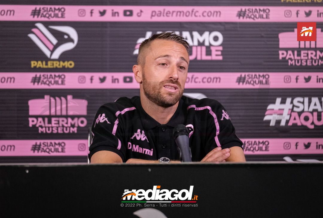 FOTO RITIRO PALERMO, Roberto Floriano in conferenza stampa (Gallery) - immagine 31