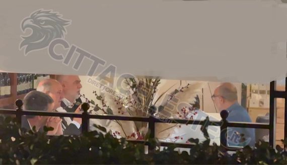 Fabiani e l'entourage di Sarri