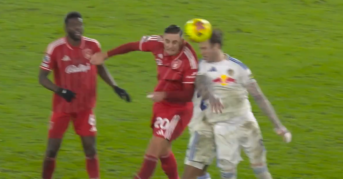 Lucca, esordio con gol! Ma il suo Nottingham affonda col Leeds