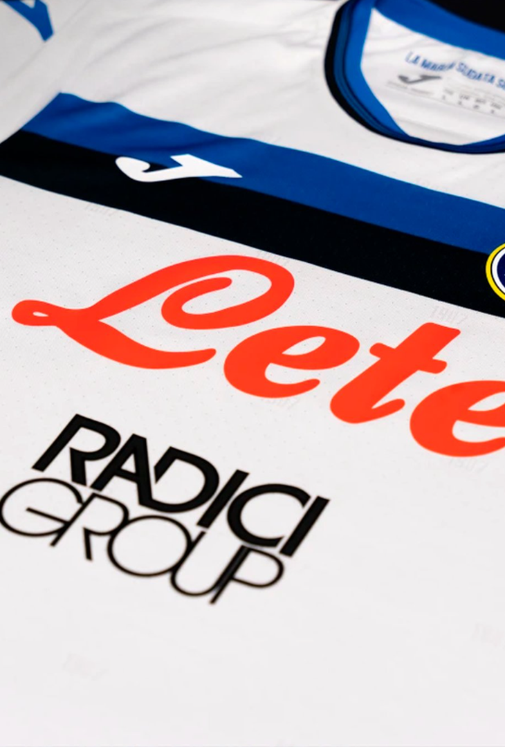 FOTO “Lete” appare sulle maglie dell’Atalanta: il ritorno dopo gli anni con il Napoli - immagine 4