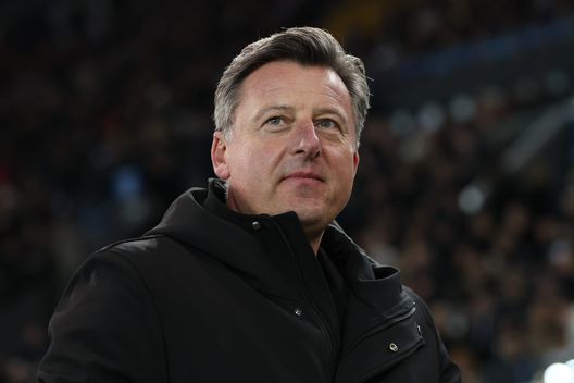 Il Napoli si prepara ad affrontare l'Udinese per l'ultima partita stagionale, con l'obiettivo di blindare il secondo posto.
