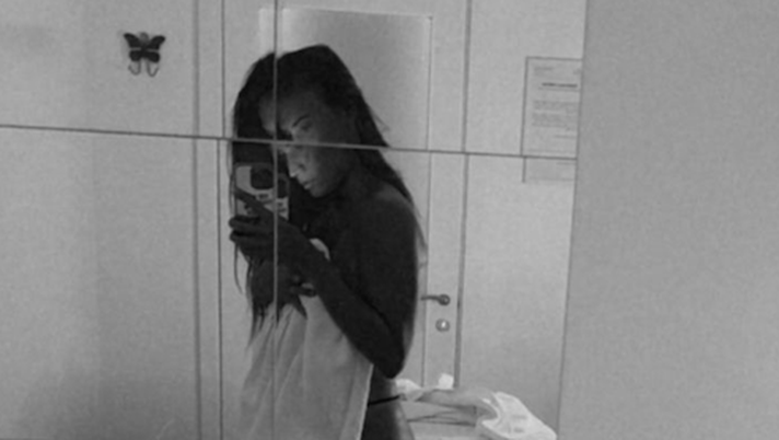 Carolina, selfie bollente sui social. Lato B sensazionale per lady Cassano Carolina, selfie bollente sui social. Lato B sensazionale per lady Cassano - immagine 1