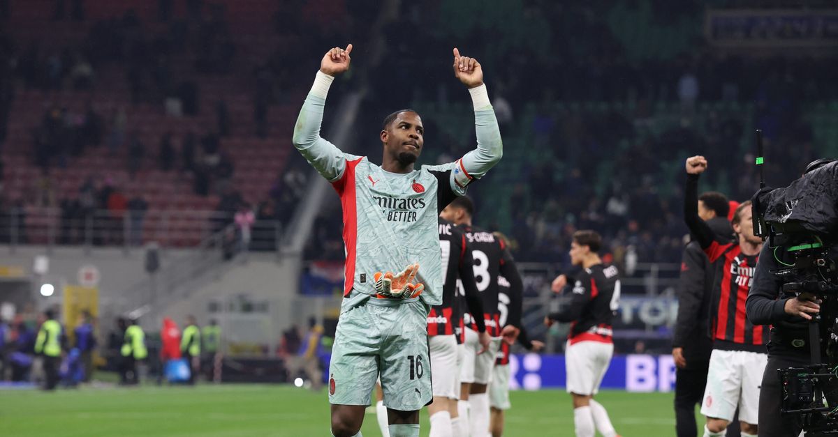 milan maignan al termine della partita parata preferita tutte dobbiamo continuare cos236 da Pianetamilan.it milan maignan al termine della partita parata preferita tutte dobbiamo continuare cos236