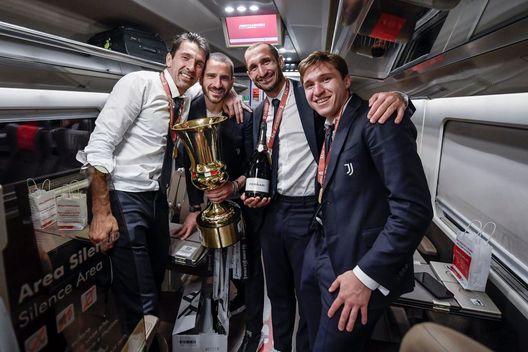Gianluigi Buffon, Leonardo Bonucci, Giorgio Chiellini e Federico Chiesa (Photo by Daniele Badolato - Juventus FC/Juventus FC via Getty Images) Europei, Chiesa: “Quando ero piccolo Buffon a casa mia mi fece piangere”- immagine 2