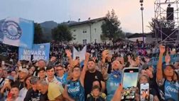 Dimaro si scatena sulle note di “Pedro Pedro” in attesa dell’arrivo degli azzurri