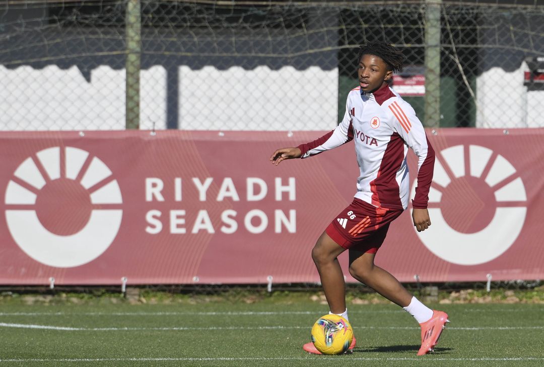 Roma, l’allenamento a due giorni dalla trasferta con il Milan – FOTOGALLERY - immagine 16