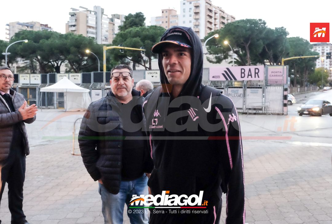 FOTO Pisa-Palermo, i rosanero in partenza dallo stadio “Renzo Barbera” (GALLERY) - immagine 3